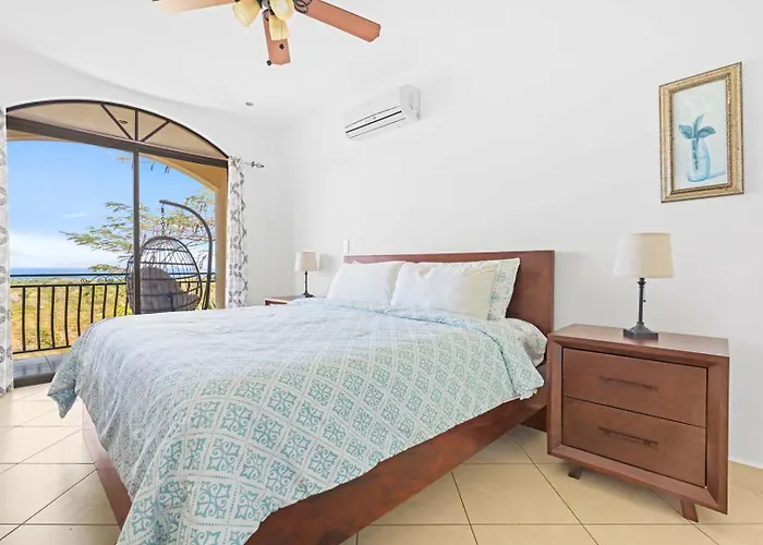 Casa Blanca Two Bedroom,two Bath Oceanview
